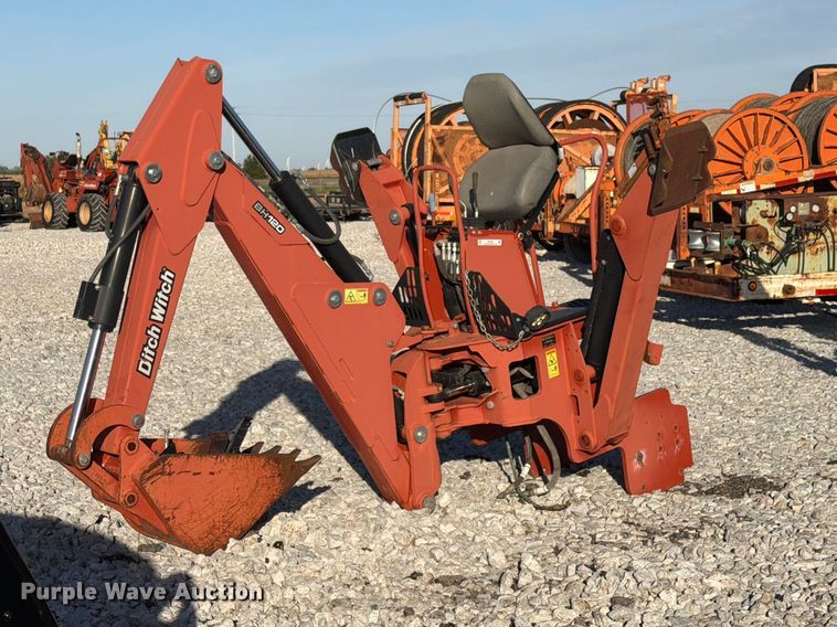 image for item EX4634 2017 Ditch Witch BH120 backhoe attachment