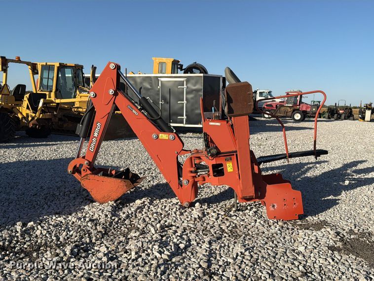 image for item EX4634 2017 Ditch Witch BH120 backhoe attachment