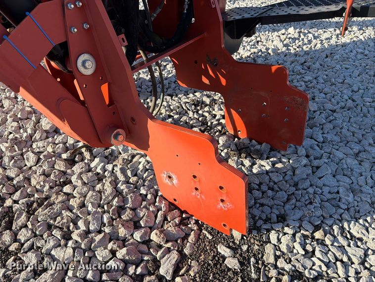 image for item EX4634 2017 Ditch Witch BH120 backhoe attachment