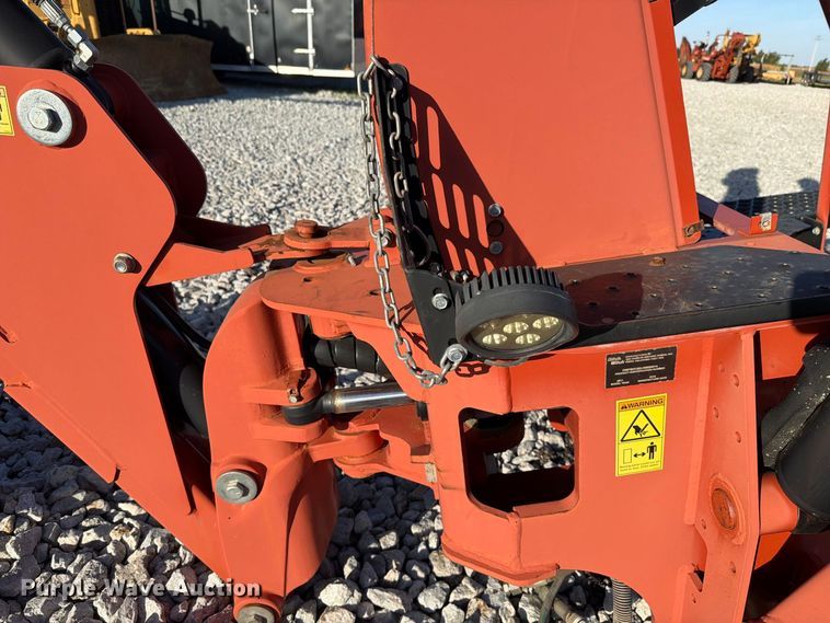 image for item EX4634 2017 Ditch Witch BH120 backhoe attachment