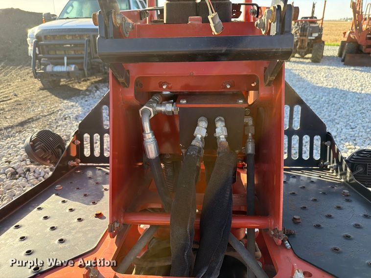 image for item EX4634 2017 Ditch Witch BH120 backhoe attachment