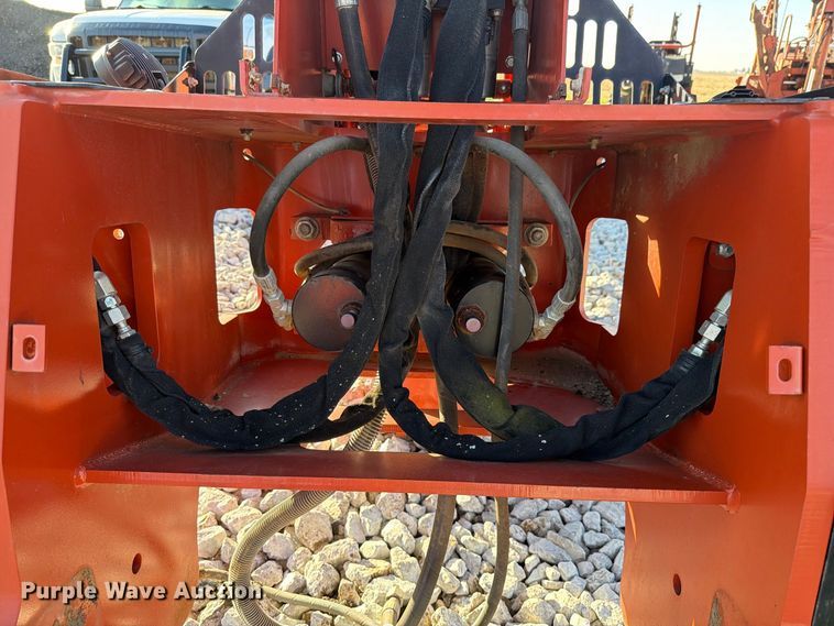 image for item EX4634 2017 Ditch Witch BH120 backhoe attachment