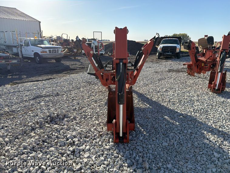 image for item EX4636 2018 Ditch Witch BH120 backhoe attachment