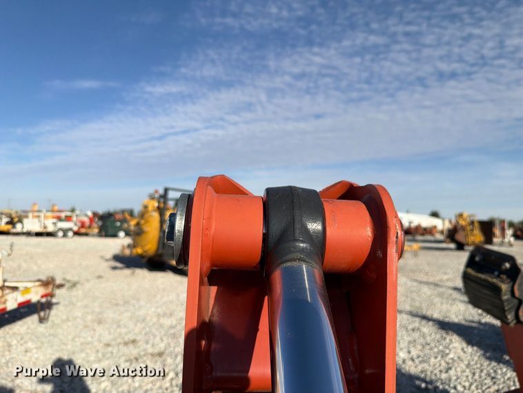image for item EX4636 2018 Ditch Witch BH120 backhoe attachment