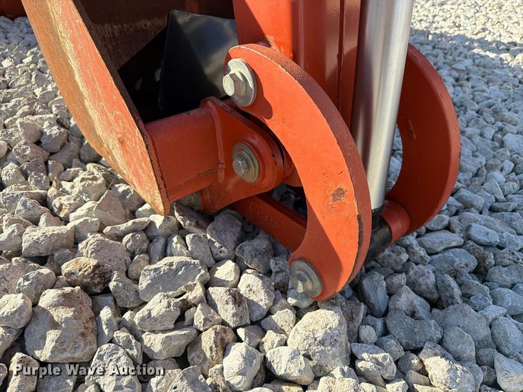 image for item EX4636 2018 Ditch Witch BH120 backhoe attachment