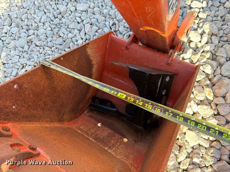 image for item EX4636 2018 Ditch Witch BH120 backhoe attachment