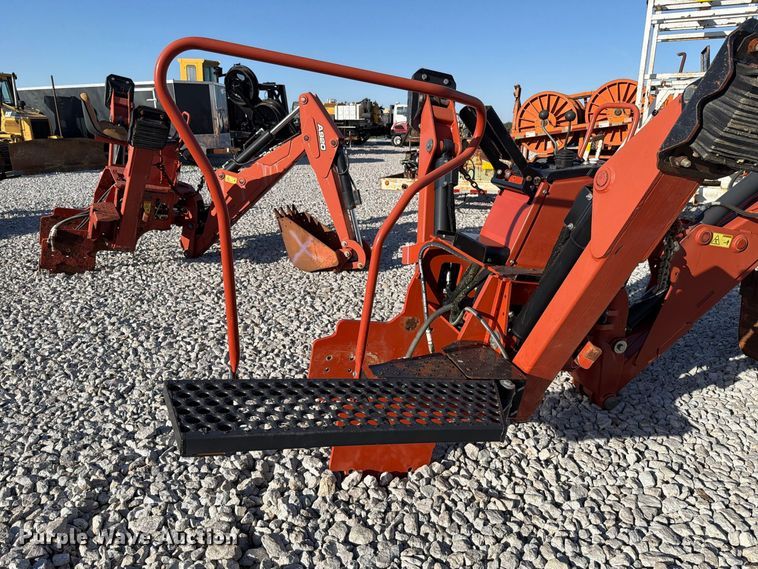 image for item EX4636 2018 Ditch Witch BH120 backhoe attachment