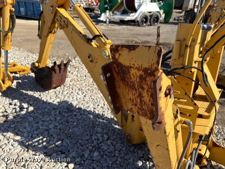image for item EX4647 2006 Vermeer B930A backhoe attachment