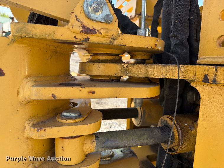 image for item EX4647 2006 Vermeer B930A backhoe attachment