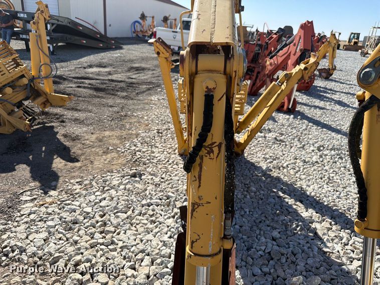 image for item EX4647 2006 Vermeer B930A backhoe attachment
