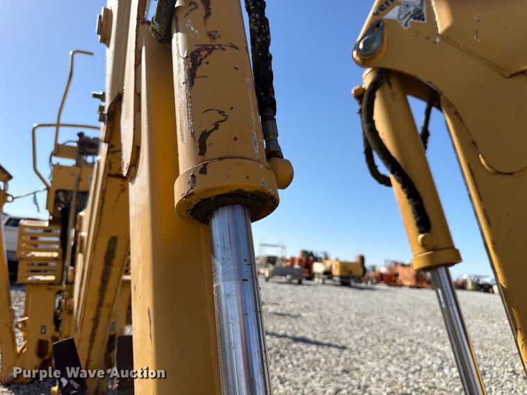 image for item EX4647 2006 Vermeer B930A backhoe attachment