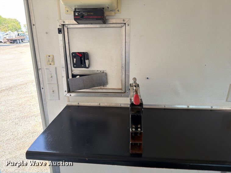 image for item FB5082 2012 Mobile Tech MTT712TA2 fiber optic splicing trailer