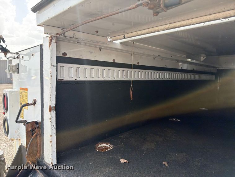 image for item FB5163 2015 RAM 5500HD utility / service truck