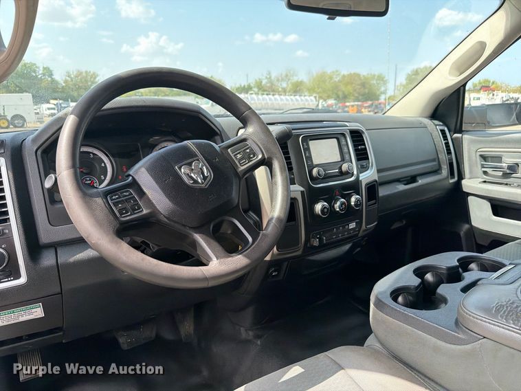 image for item FB5163 2015 RAM 5500HD utility / service truck