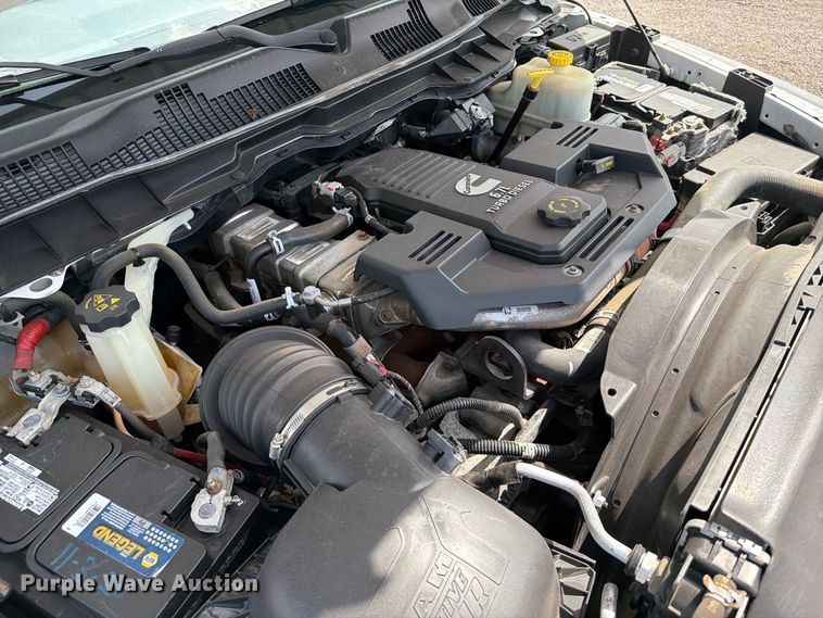 image for item FB5163 2015 RAM 5500HD utility / service truck