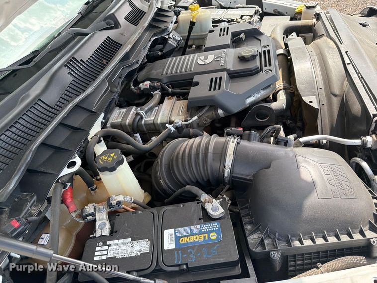 image for item FB5163 2015 RAM 5500HD utility / service truck
