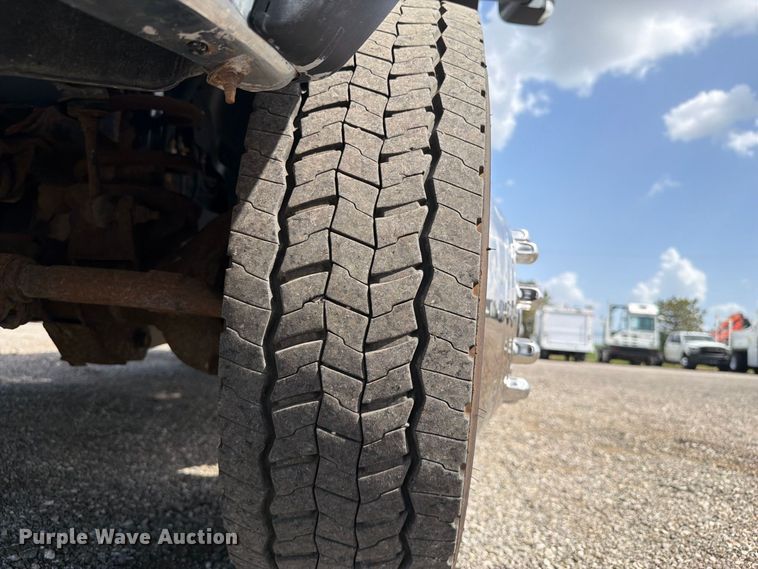 image for item FB5163 2015 RAM 5500HD utility / service truck