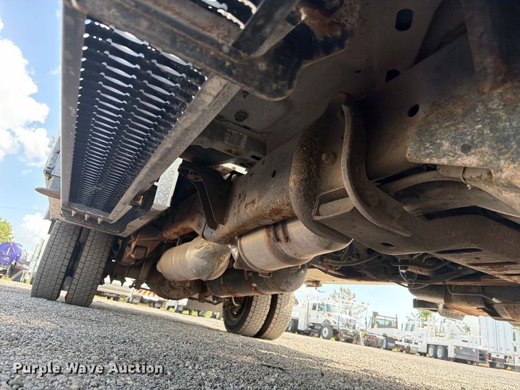 image for item FB5163 2015 RAM 5500HD utility / service truck