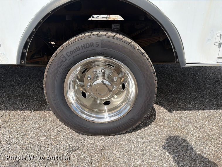 image for item FB5163 2015 RAM 5500HD utility / service truck