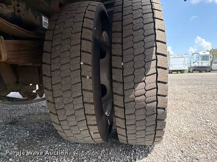 image for item FB5163 2015 RAM 5500HD utility / service truck