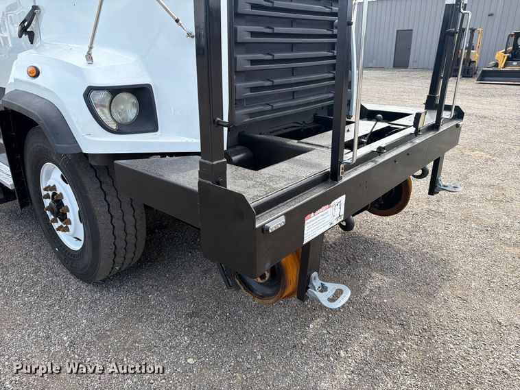 image for item FB5201 2013 Freightliner 108SD Crew Cab crane truck