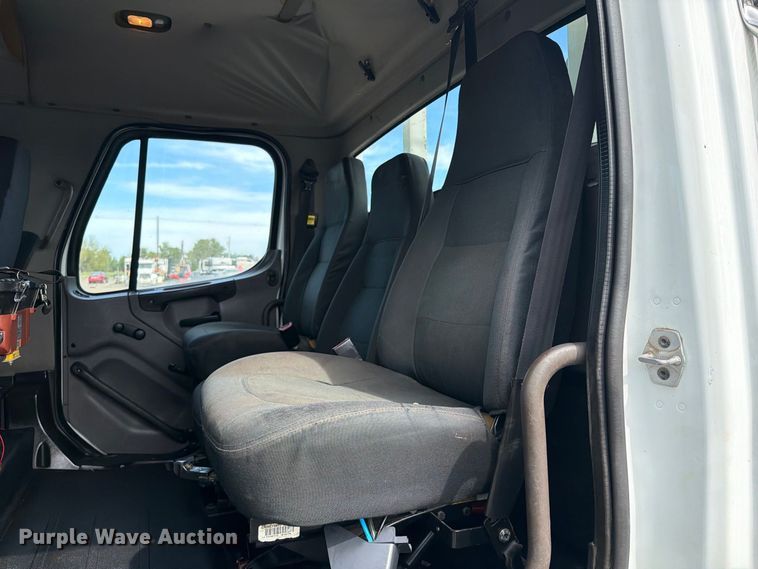image for item FB5201 2013 Freightliner 108SD Crew Cab crane truck