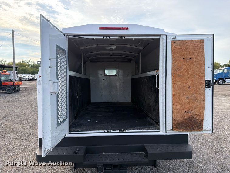 image for item FB5208 2016 Chevrolet Express 3500 utility van