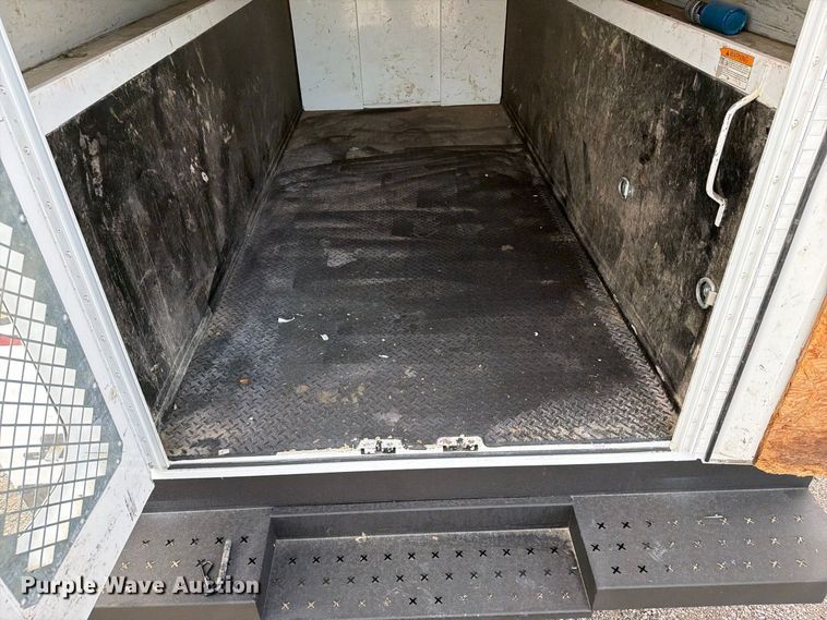 image for item FB5208 2016 Chevrolet Express 3500 utility van