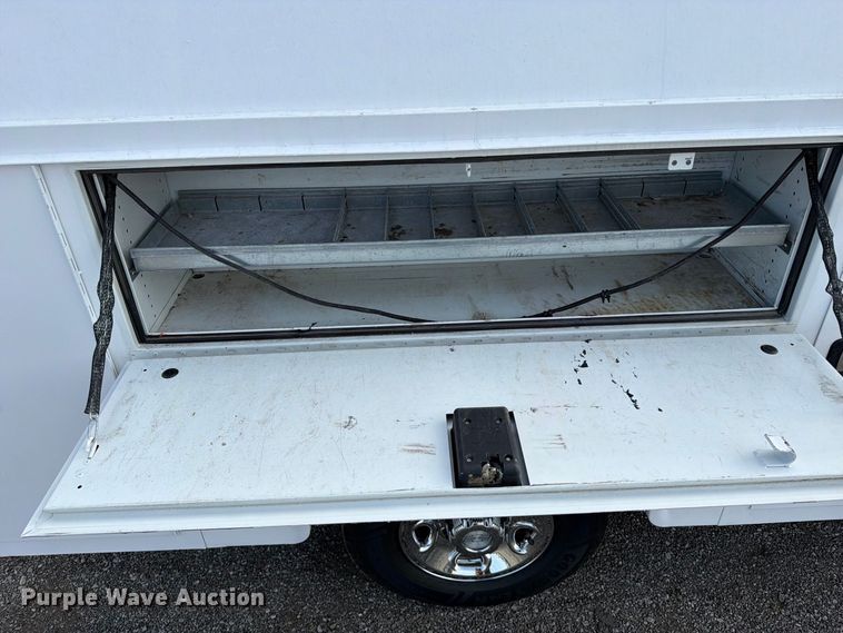 image for item FB5208 2016 Chevrolet Express 3500 utility van