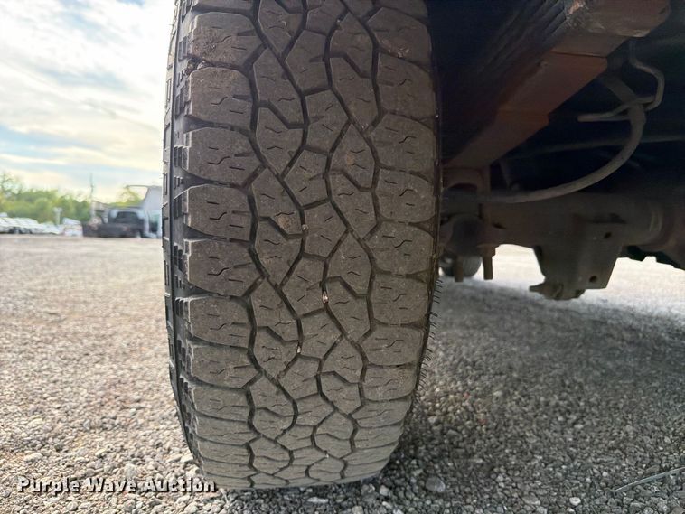 image for item FB5208 2016 Chevrolet Express 3500 utility van