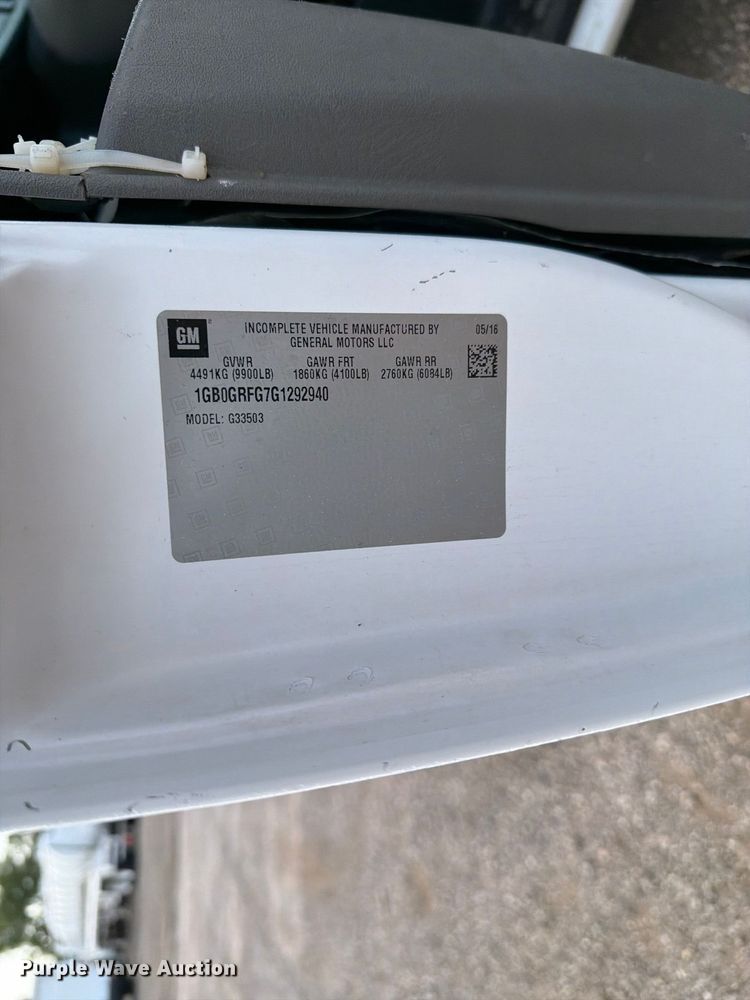 image for item FB5208 2016 Chevrolet Express 3500 utility van