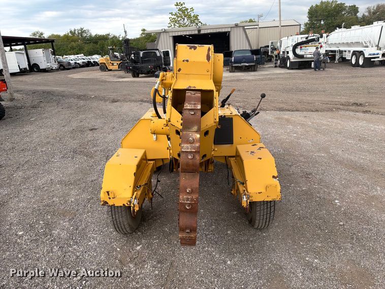 image for item FB5212 2000 Vermeer TC4A rock saw