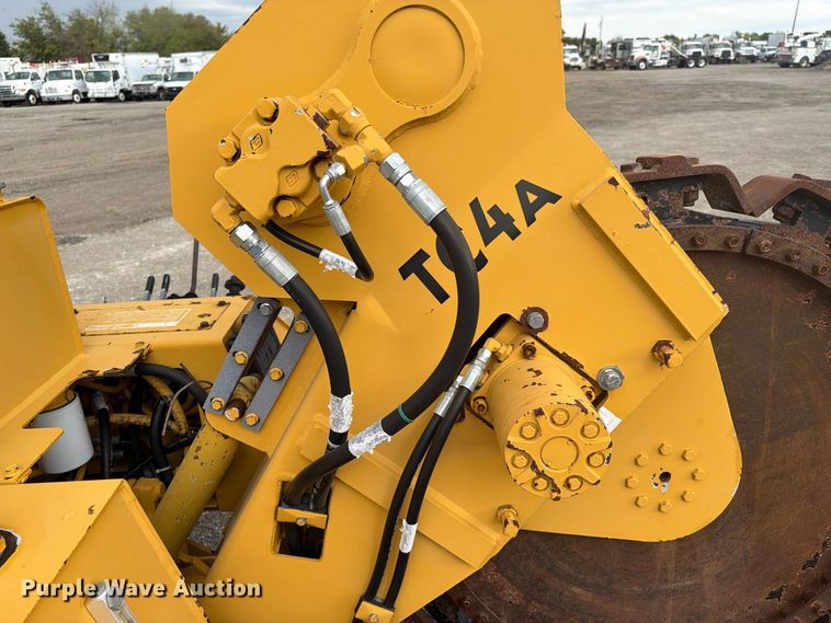image for item FB5212 2000 Vermeer TC4A rock saw