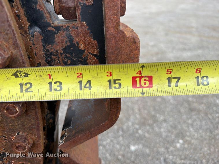 image for item FB5212 2000 Vermeer TC4A rock saw