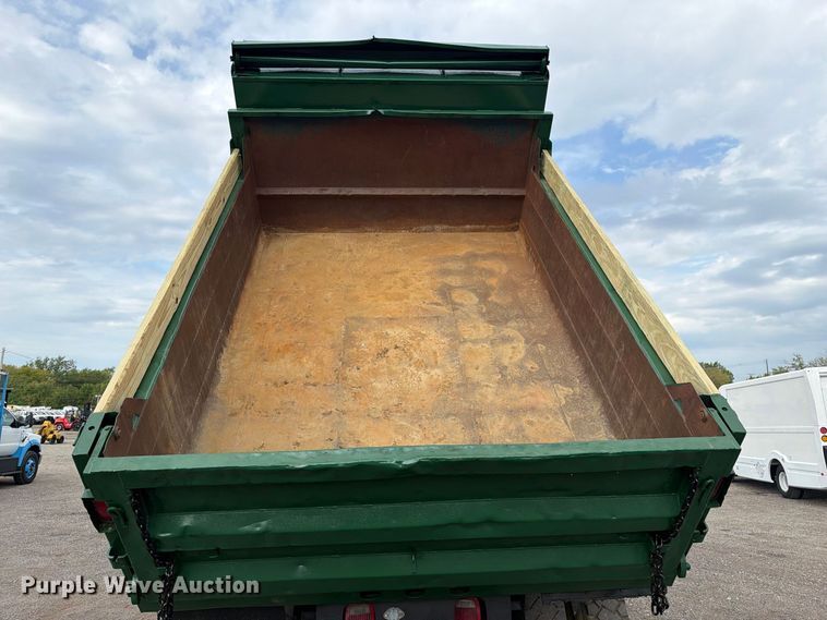 image for item FB5213 1990 International 4700 dump truck