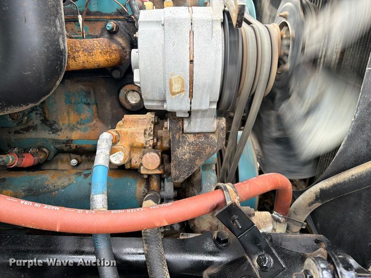 image for item FB5213 1990 International 4700 dump truck