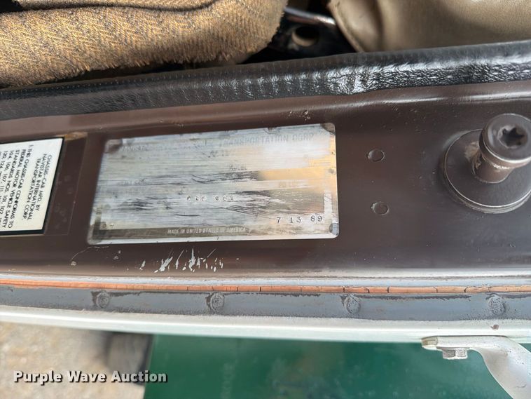 image for item FB5213 1990 International 4700 dump truck