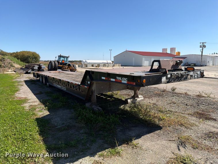 image for item FB5956 2007 Trail King Industries TK80HD-483 drop deck equipment trailer