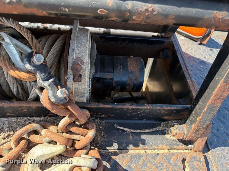 image for item FB5956 2007 Trail King Industries TK80HD-483 drop deck equipment trailer