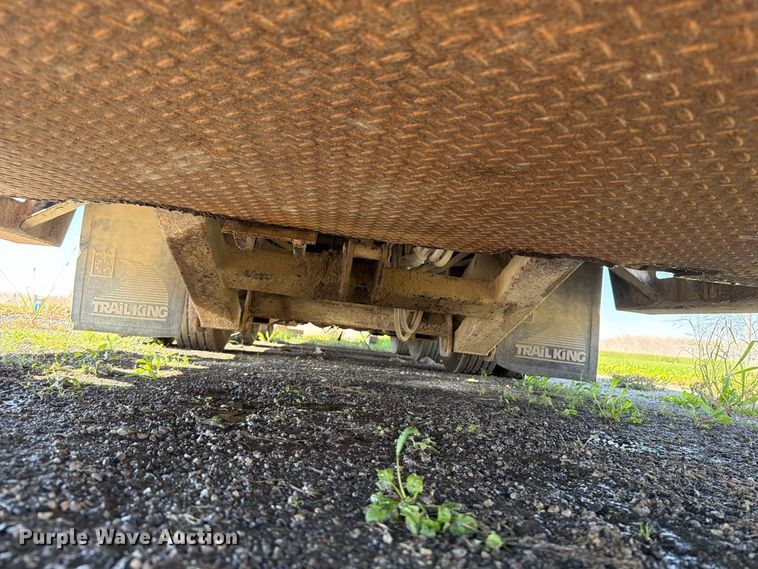 image for item FB5956 2007 Trail King Industries TK80HD-483 drop deck equipment trailer