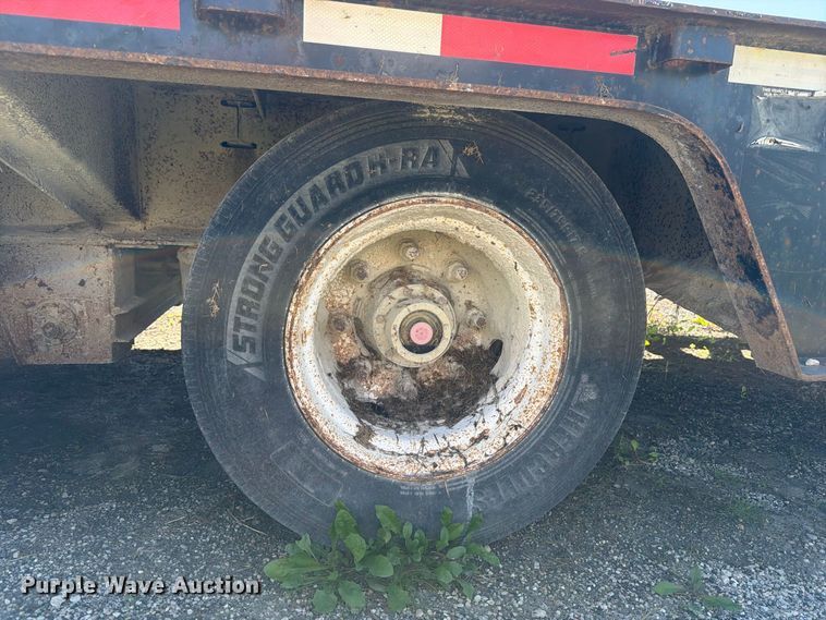 image for item FB5956 2007 Trail King Industries TK80HD-483 drop deck equipment trailer
