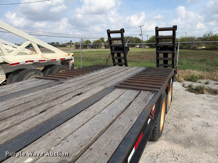 image for item FB8359 2014 Viking VFD46R16F35T drop deck equipment trailer