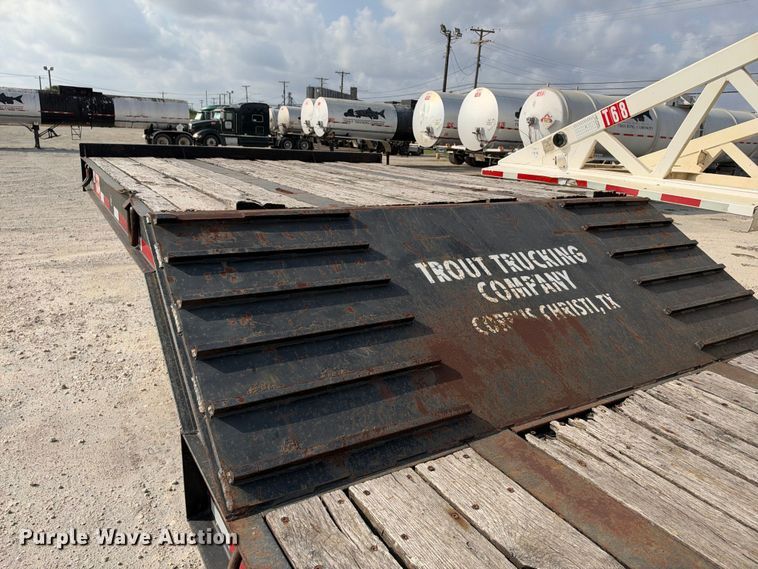 image for item FB8359 2014 Viking VFD46R16F35T drop deck equipment trailer