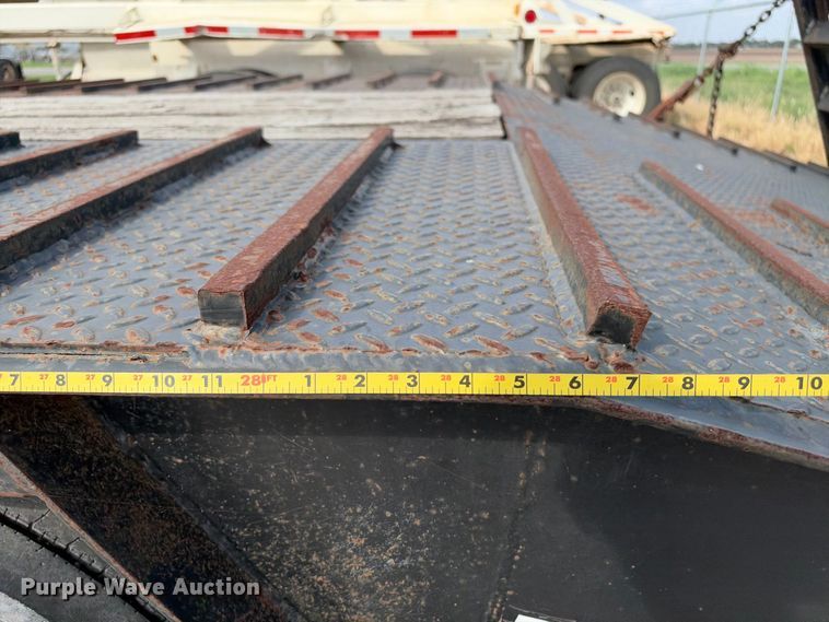 image for item FB8359 2014 Viking VFD46R16F35T drop deck equipment trailer