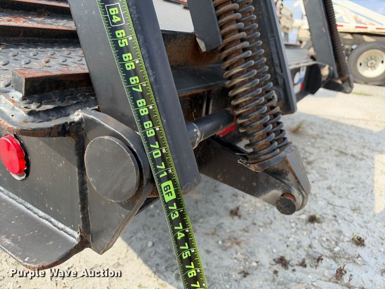 image for item FB8359 2014 Viking VFD46R16F35T drop deck equipment trailer