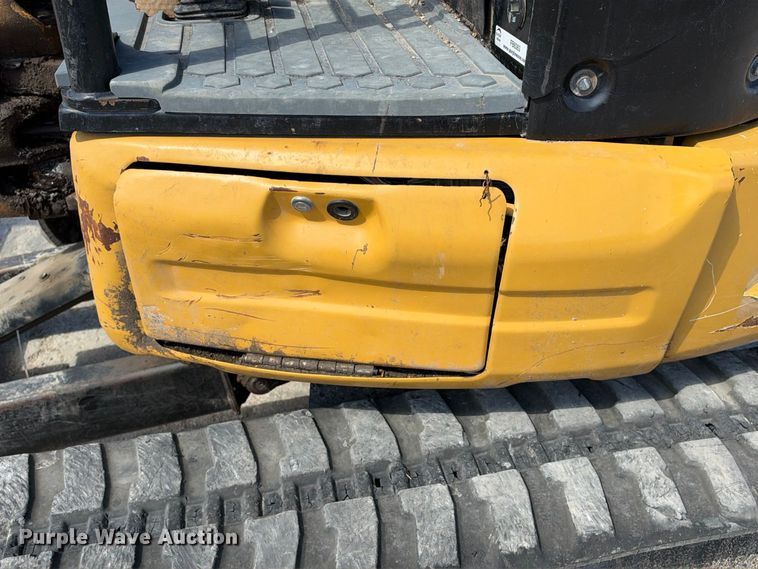 image for item FB8363 2017 Caterpillar 304E2 CR mini excavator