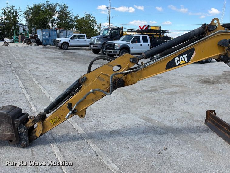 image for item FB8363 2017 Caterpillar 304E2 CR mini excavator