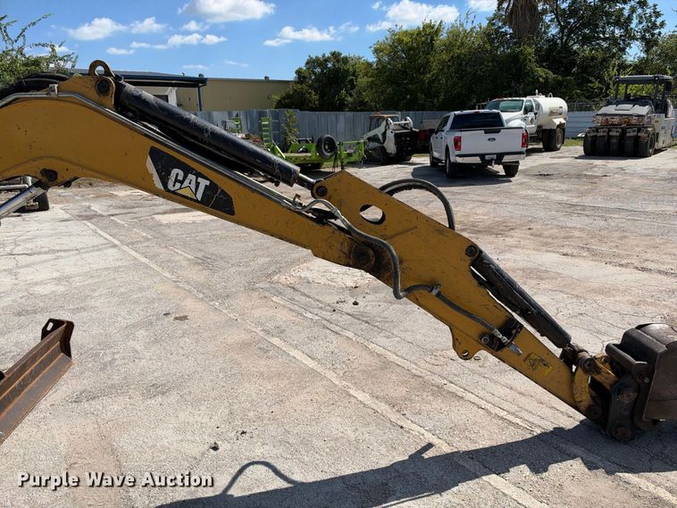 image for item FB8363 2017 Caterpillar 304E2 CR mini excavator