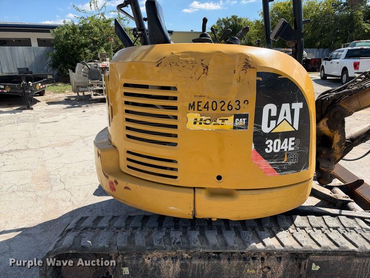 image for item FB8363 2017 Caterpillar 304E2 CR mini excavator