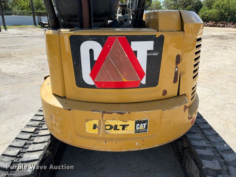 image for item FB8363 2017 Caterpillar 304E2 CR mini excavator